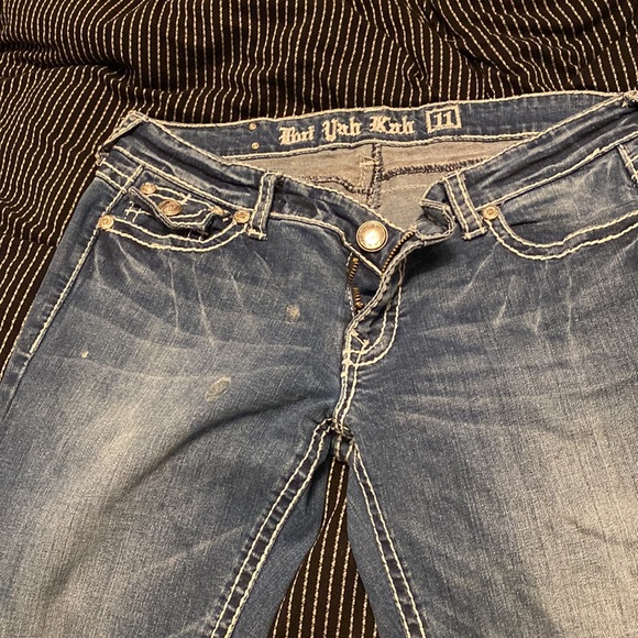Jeans - Picture 2 of 3